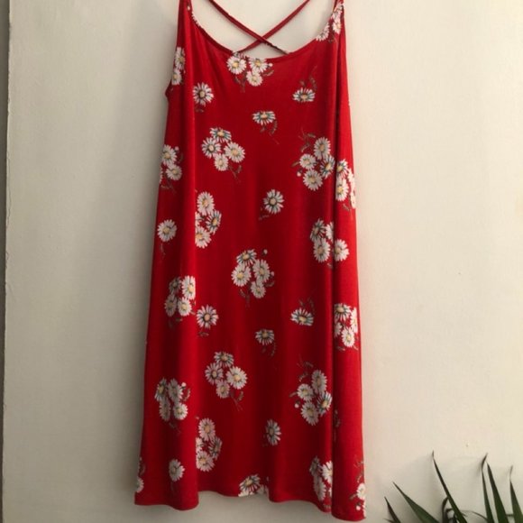 Red Daisy pattern Swing Dress - Picture 1 of 7